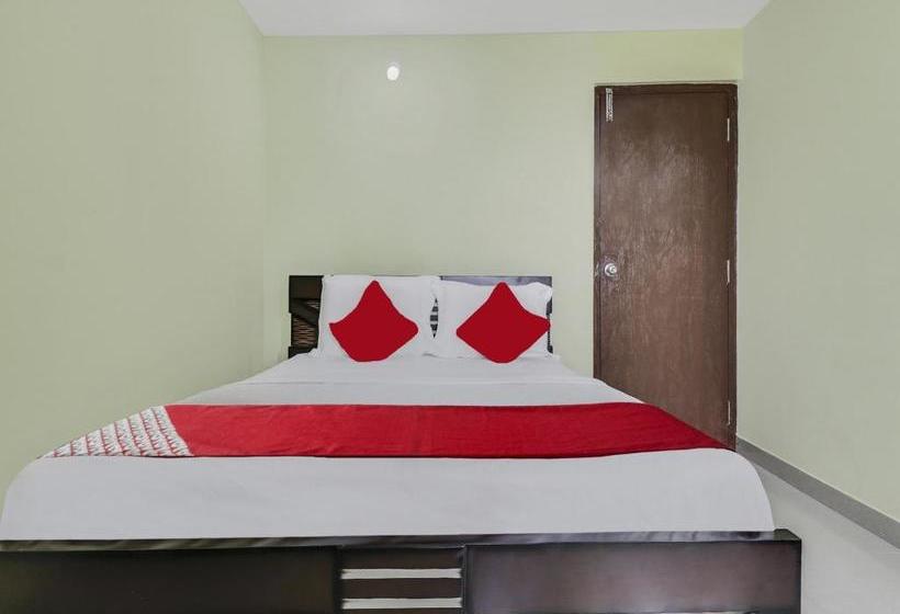 ホテル Oyo 47579 Gn Residency