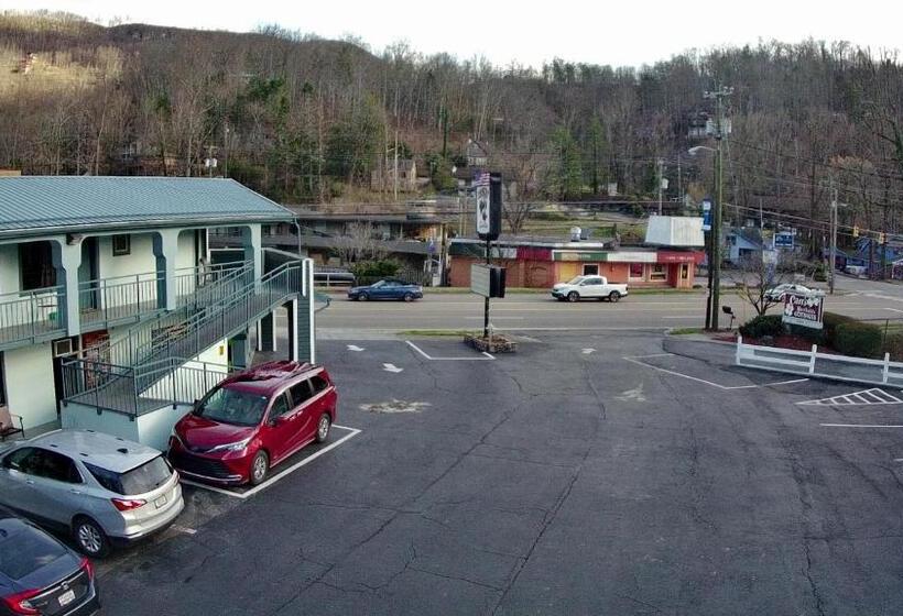 فندق Country Town N' Suites