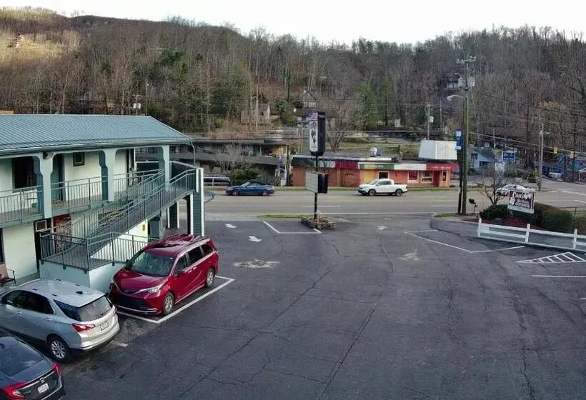 酒店 Country Town N' Suites