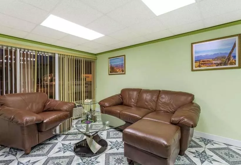 فندق Super 8 By Wyndham Ashland/richmond