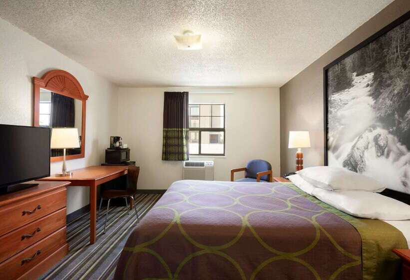 هتل Super 8 By Wyndham Colorado Springs/afa Area