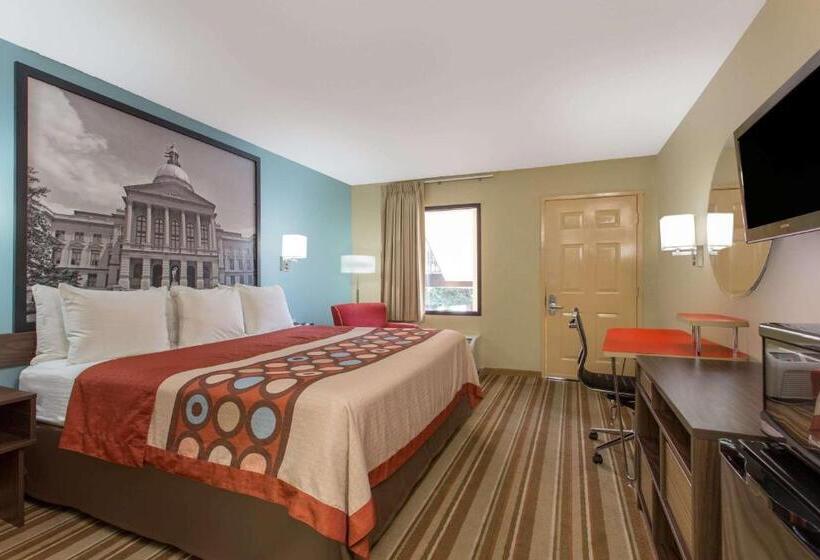 فندق Super 8 By Wyndham Forest Park