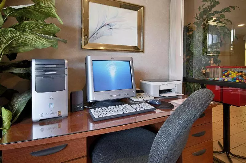 酒店 Super 8 By Wyndham Peoria East