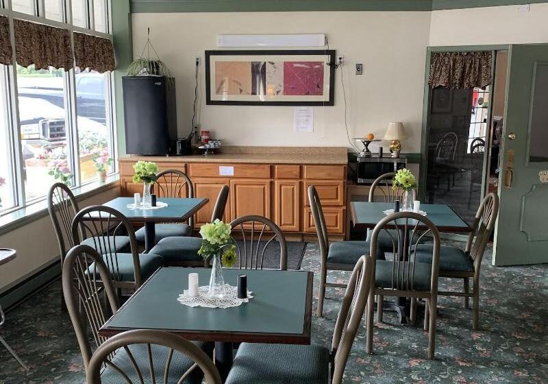 בית מלון כפרי Surrey Inn Ashland