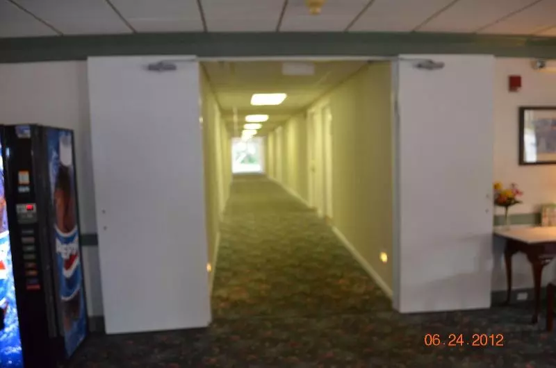 호텔 Surrey Inn Ashland