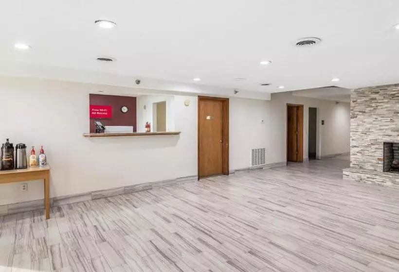 Мотель Red Roof Inn Cadiz