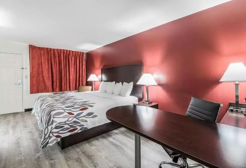 Мотель Red Roof Inn Cadiz