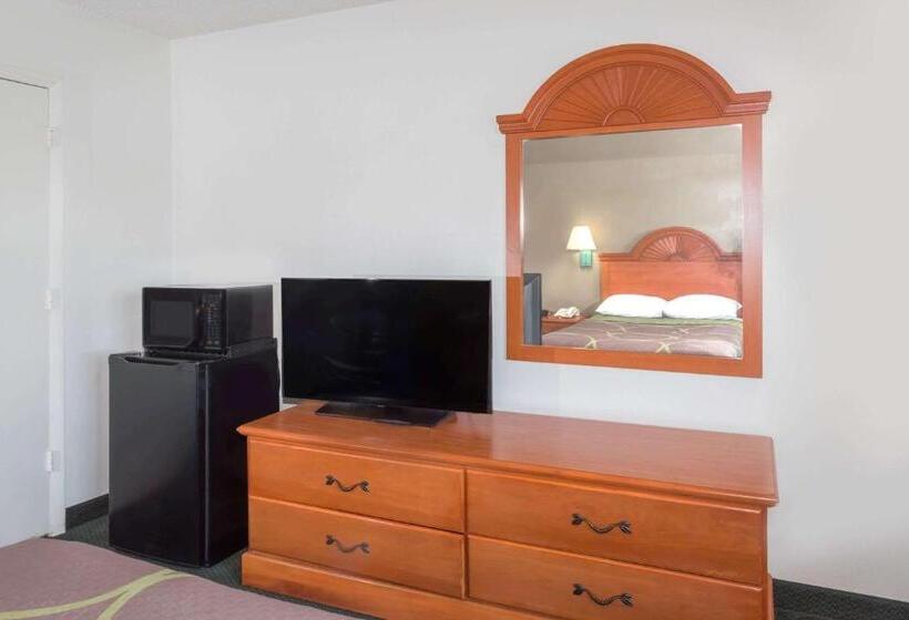 فندق على الطريق Redfinn Inn