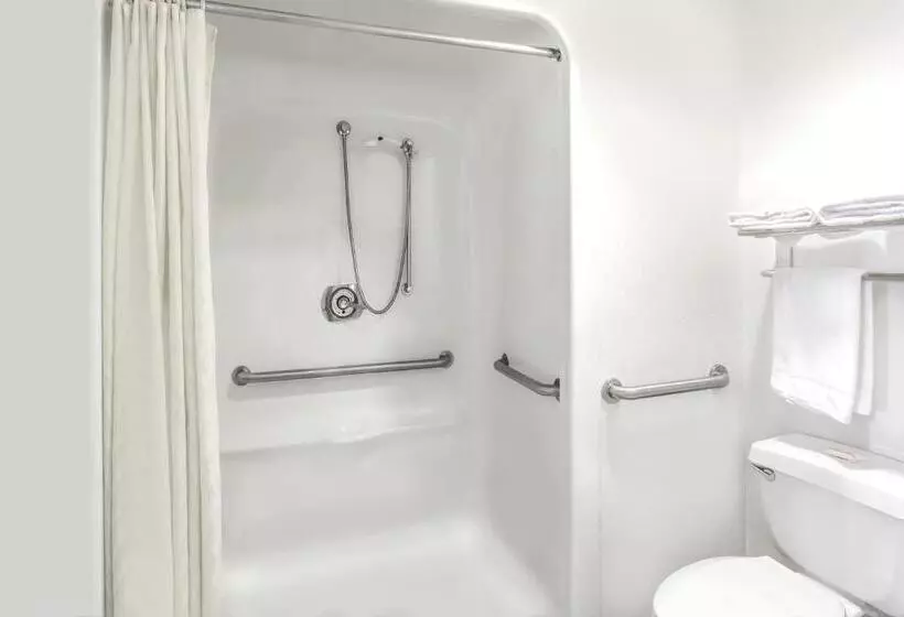 Мотель Redfinn Inn