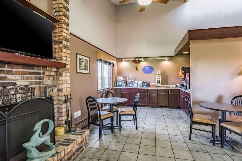 モーテル Rodeway Inn