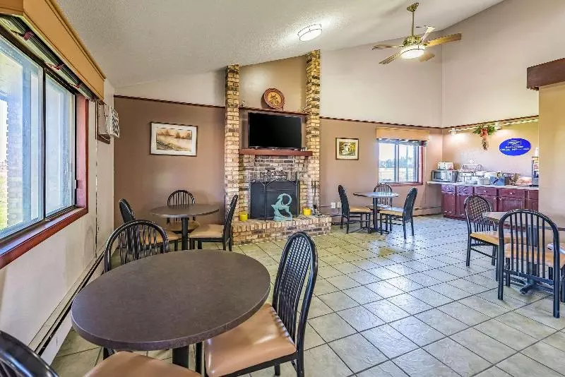 モーテル Rodeway Inn