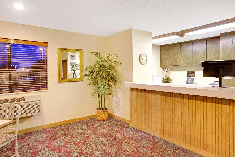 Мотель Super 8 Aberdeen North