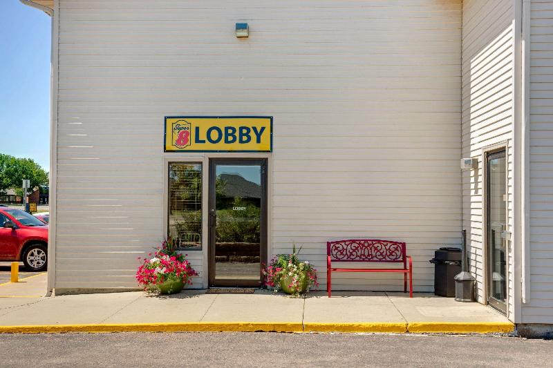 فندق على الطريق Super 8 Aberdeen North