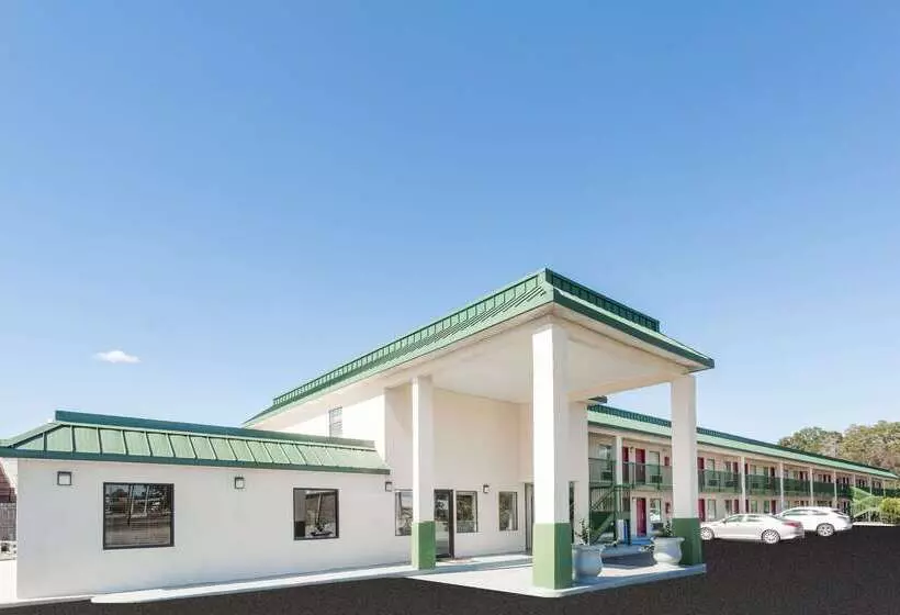 Motel Super 8 By Wyndham Ashburn