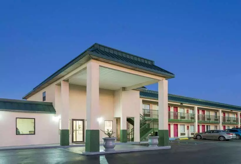 Motel Super 8 By Wyndham Ashburn