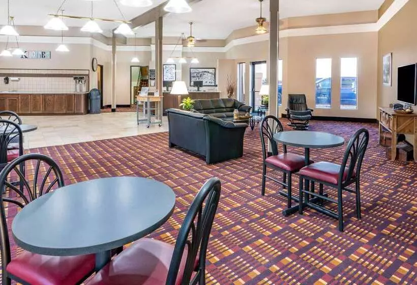 Мотель Super 8 By Wyndham Casper West By The River