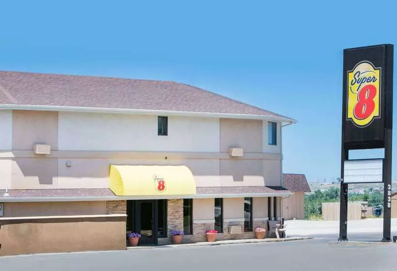 Мотель Super 8 By Wyndham Casper West By The River