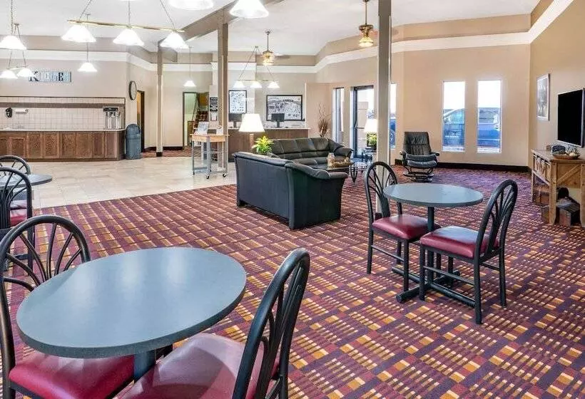 Мотель Super 8 By Wyndham Casper West By The River