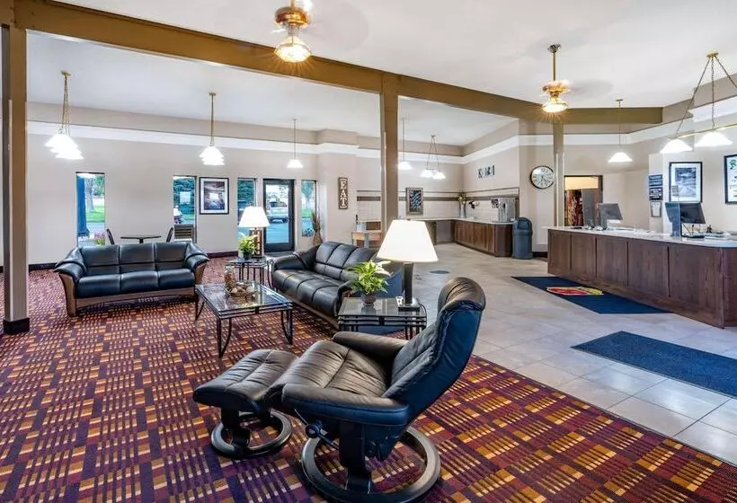 Мотель Super 8 By Wyndham Casper West By The River