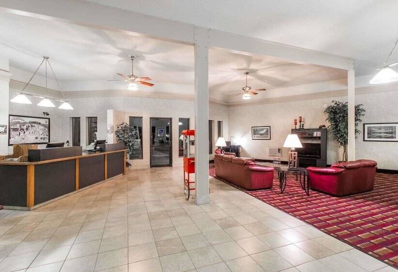 مُتل Super 8 By Wyndham Casper West By The River