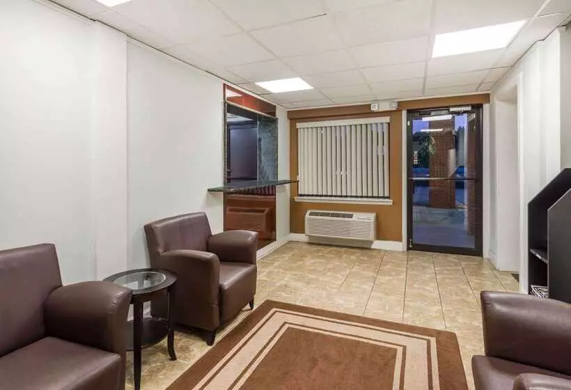 모텔 Super 8 By Wyndham Chattanooga Ooltewah