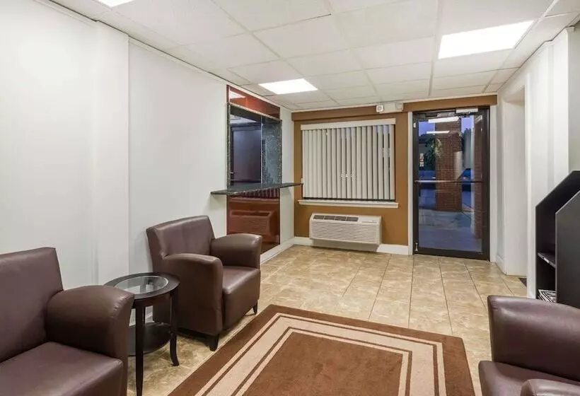 모텔 Super 8 By Wyndham Chattanooga Ooltewah