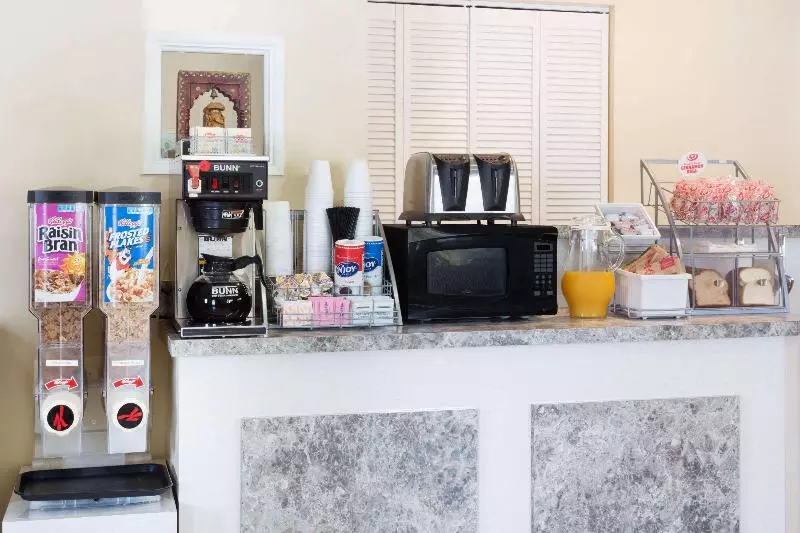 모텔 Super 8 By Wyndham Ft Walton Beach