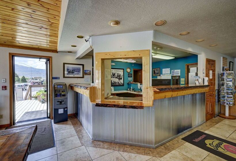 モーテル Super 8 By Wyndham Gardiner/yellowstone Park Area