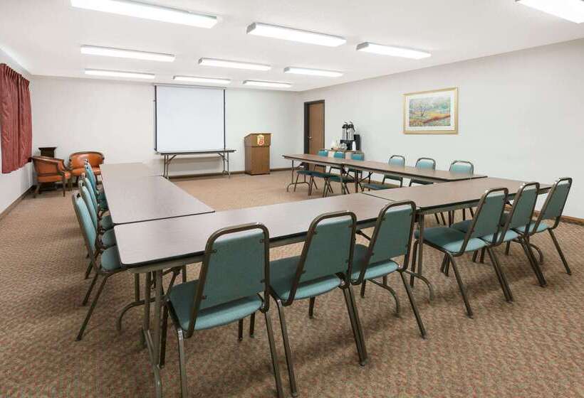 Motel Super 8 By Wyndham Grapevine/dfw Airport Northwest