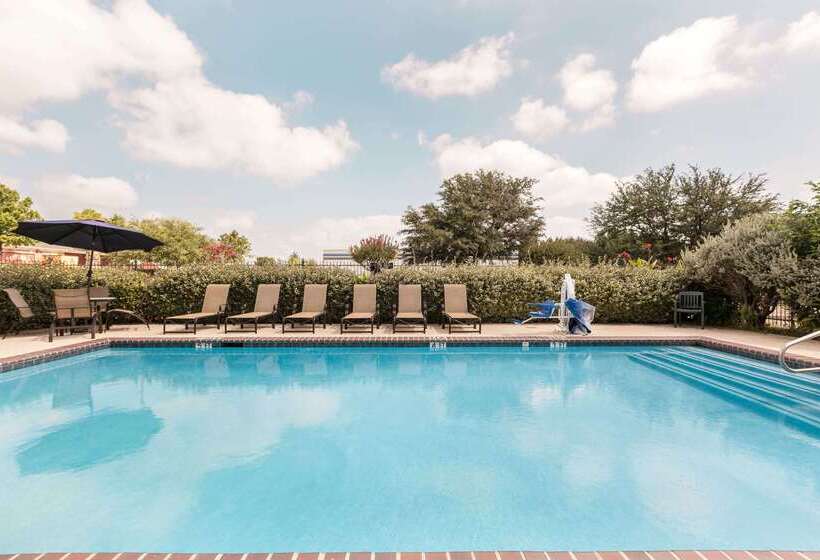 Motel Super 8 By Wyndham Grapevine/dfw Airport Northwest