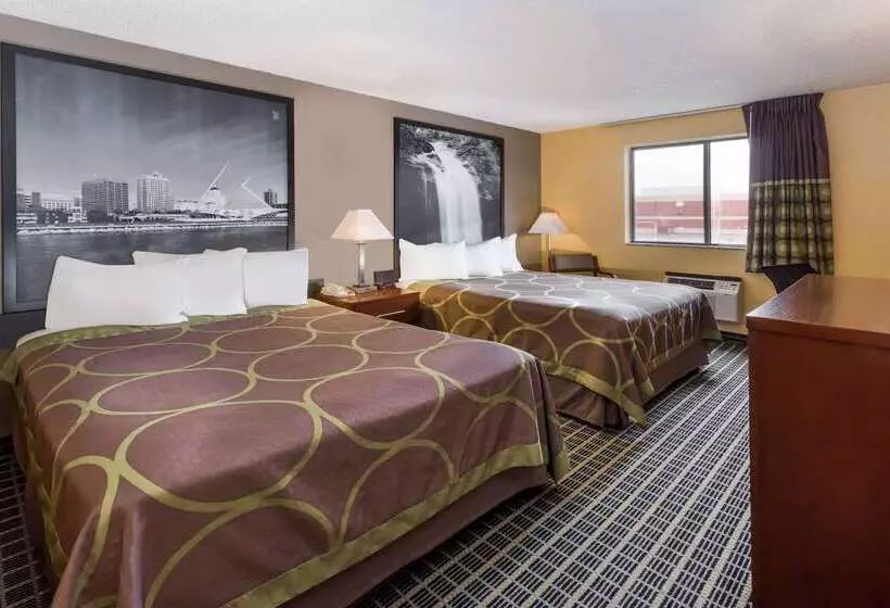 Мотель Super 8 By Wyndham Janesville