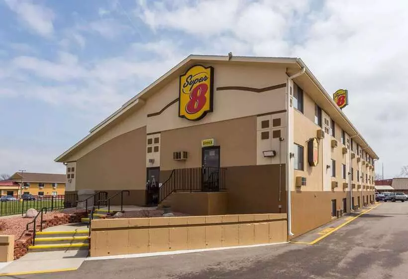 Мотель Super 8 By Wyndham Janesville
