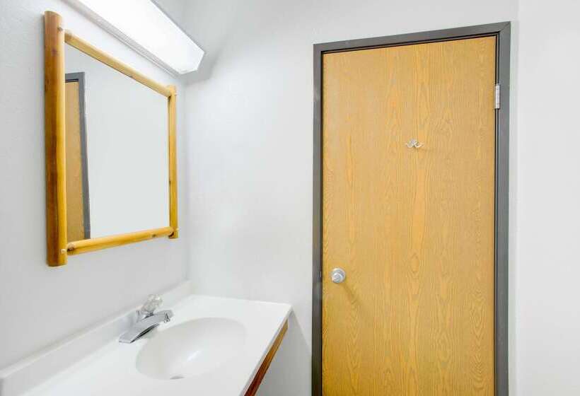 Motel Super 8 By Wyndham Lake George/warrensburg Area