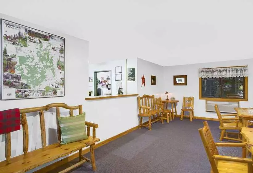 모텔 Super 8 By Wyndham Lake George/warrensburg Area