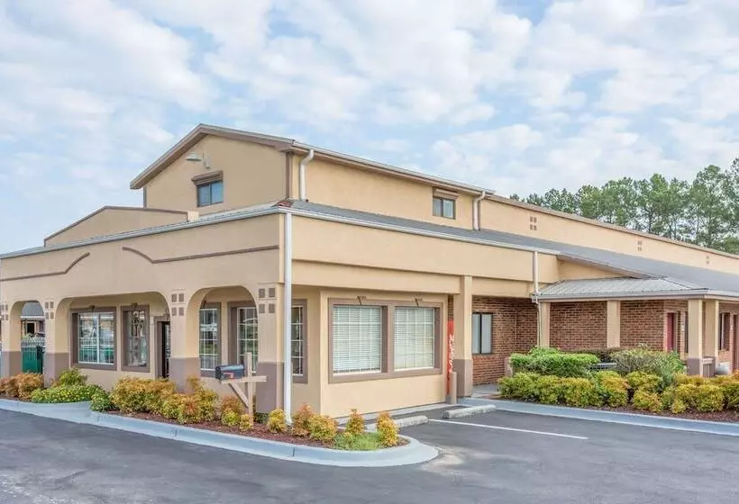 Мотель Super 8 By Wyndham Santee