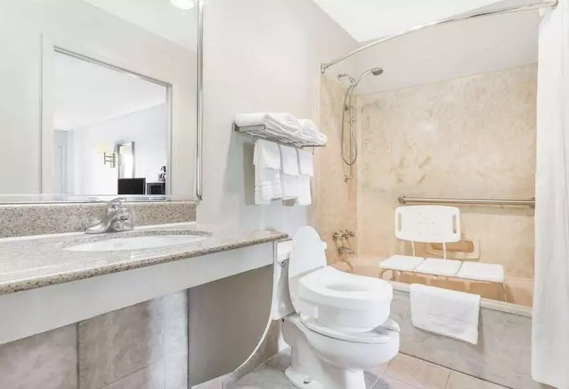 Мотель Super 8 By Wyndham Santee