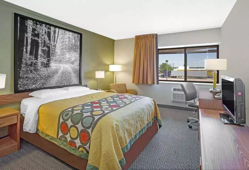 モーテル Super 8 By Wyndham Windsor/madison North