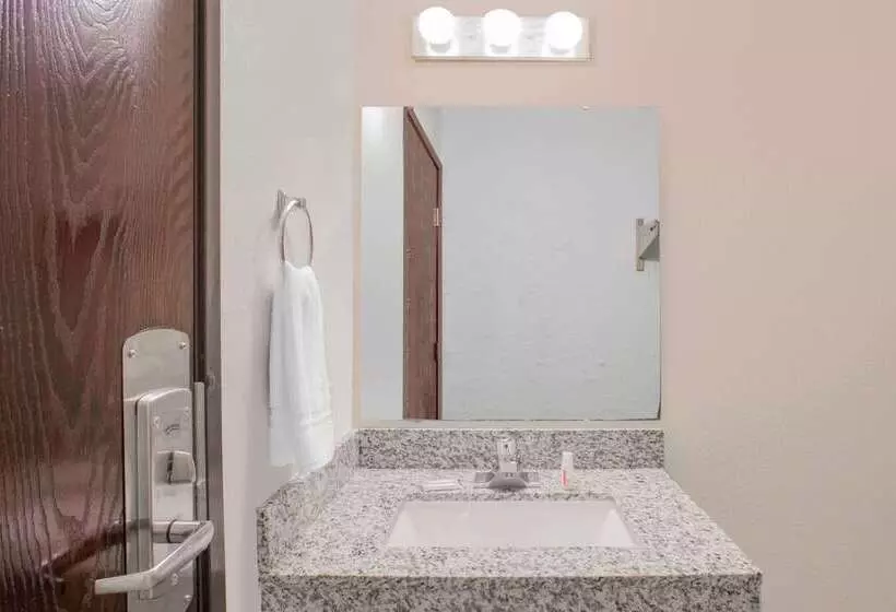 モーテル Super 8 By Wyndham Windsor/madison North