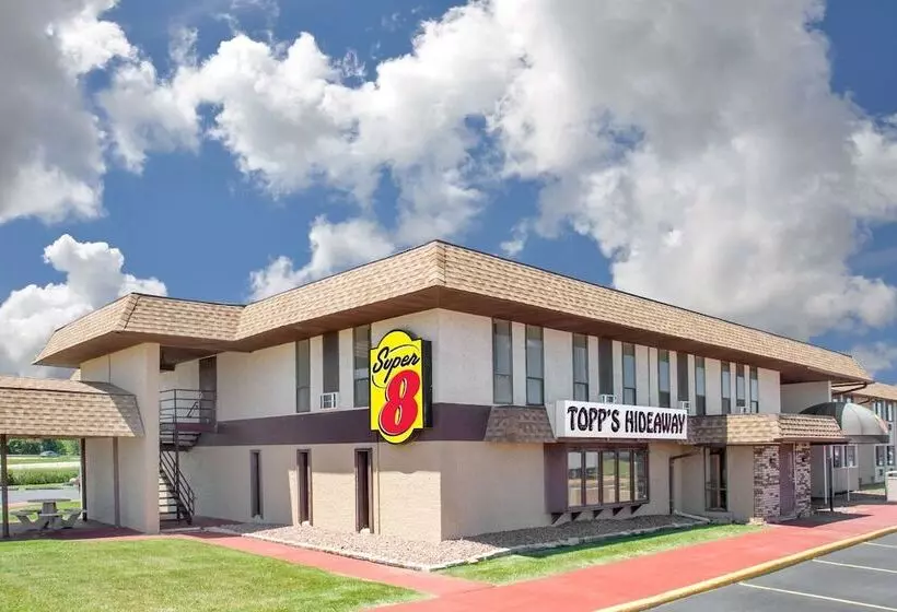 モーテル Super 8 By Wyndham Windsor/madison North