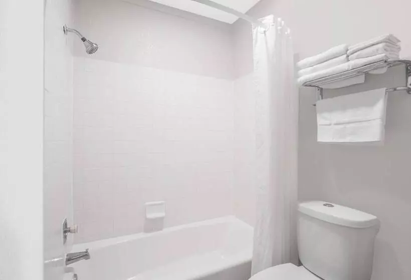 モーテル Super 8 By Wyndham Windsor/madison North