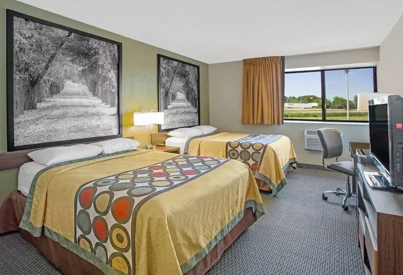 モーテル Super 8 By Wyndham Windsor/madison North