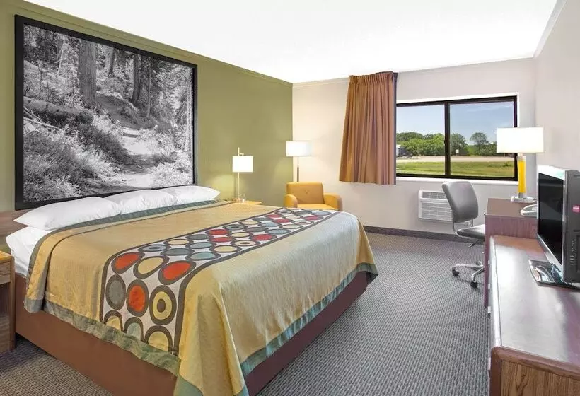 モーテル Super 8 By Wyndham Windsor/madison North