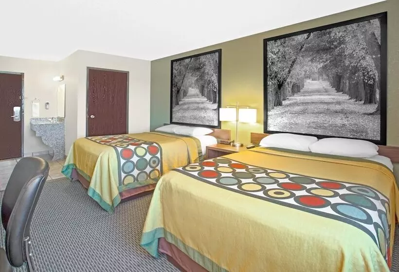 モーテル Super 8 By Wyndham Windsor/madison North