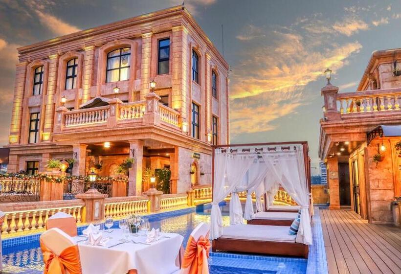 בית מלון כפרי Anik Palace