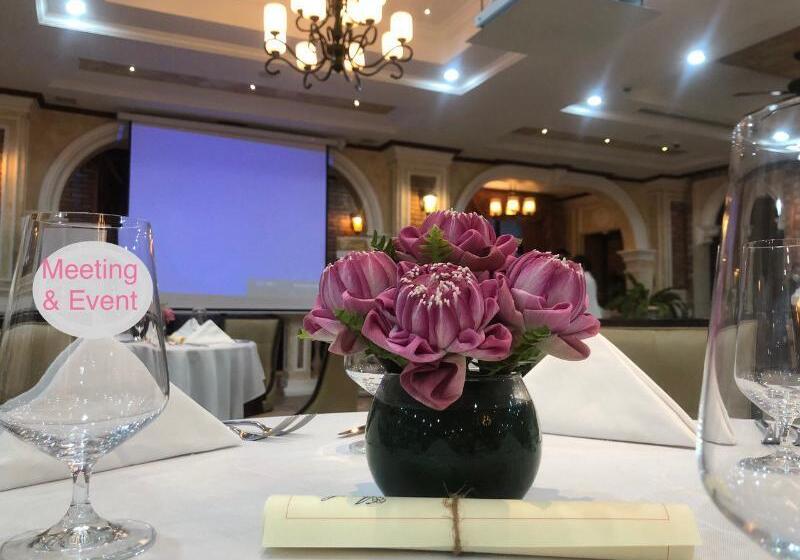 בית מלון כפרי Anik Palace