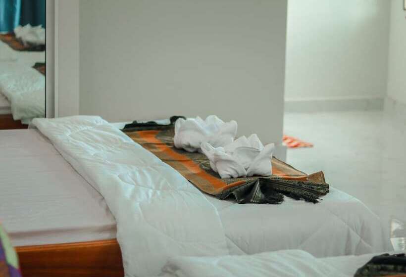 Intanou Boutique Hotel Kampot