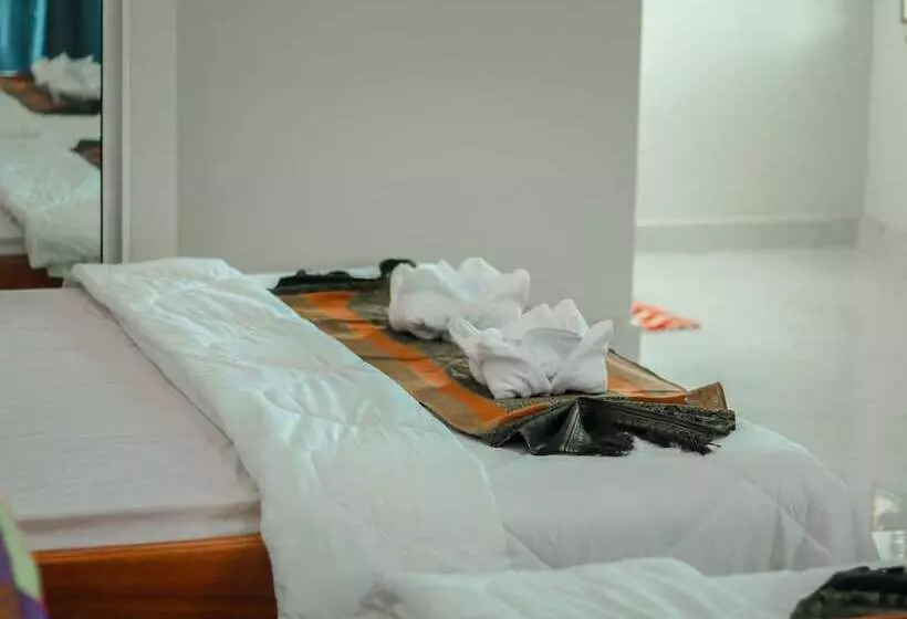 Intanou Boutique Hotel Kampot