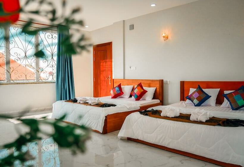 Intanou Boutique Hotel Kampot