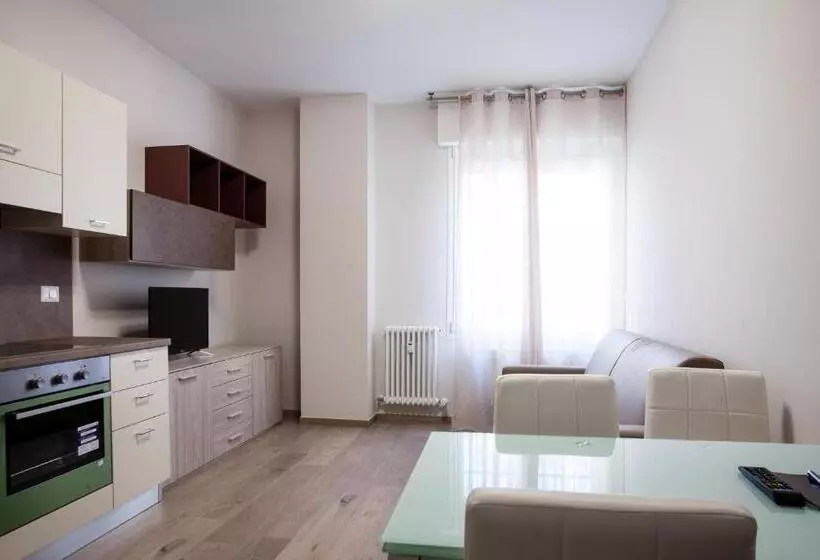 Astoria Suite Apartments