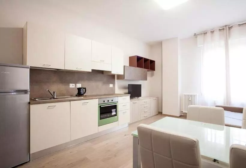 Astoria Suite Apartments